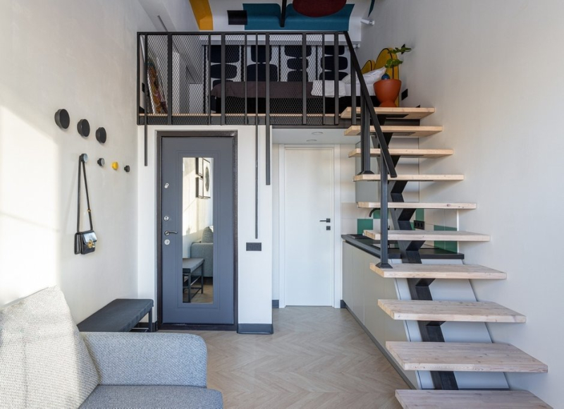 Мини-квартира 27 м² в духе авангардного искусства